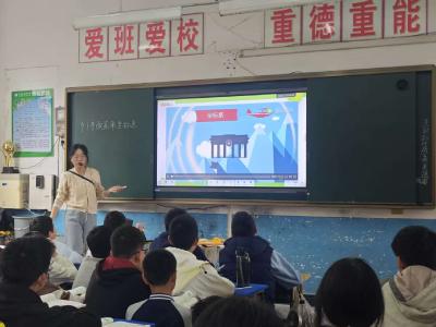蕲春县第二实验中学狮子校区示范课赋能课堂革新
