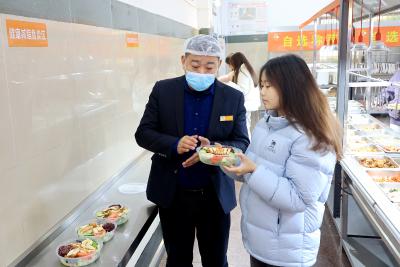 扎根黄师11年！黄冈师院食堂经理叶明华，把青春“炒”成了家的味道