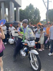 15分钟极速救场！黄冈“硬核”护考