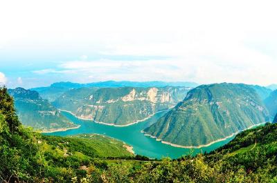 大江奔涌绿意浓 外美内丽气质佳  湖北加快建设省域美丽中国先行区
