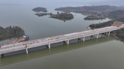 G316武当山段新建工程关键节点告捷   十堰至武当山“快旅慢游”黄金通道加速推进