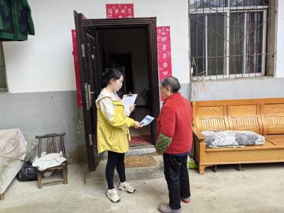 武当山消防救援大队联合基层开展“消防进家 平安过冬”活动