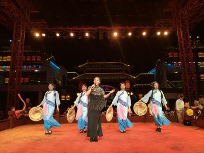 太极之夜“艺”起闹新春 非遗绝技闪耀武当