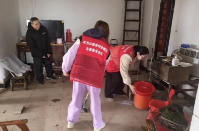 武当山街道办事处开展弘扬雷锋精神志愿服务活动