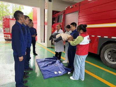 武当山特区：急救培训进消防 共建平安护民生