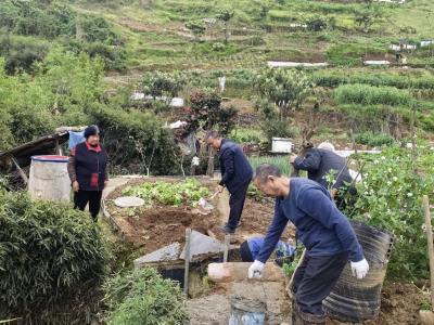 太极湖办事处土门村：沟渠清淤解民忧 实干担当暖民心