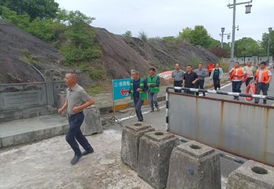 武当山特区住建局扎实开展防汛防溺水专项行动