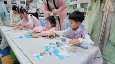 武当山特区中心幼儿园举办“六一”亲子游园会暨学前教育宣传月活动