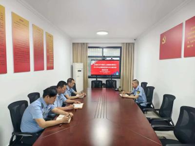 武当山多措并举开展路政宣传月系列活动