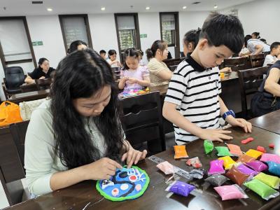 武当博物馆开展黏土瓦当手作体验活动