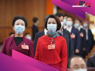 【显影中国】挡不住的步伐 遮不住的自信