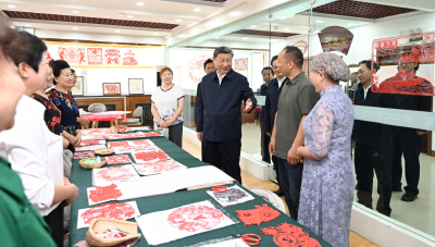 习近平在宁夏考察调研