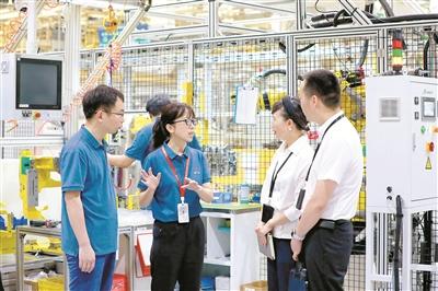 纪检监察机关推动构建风清气正营商环境