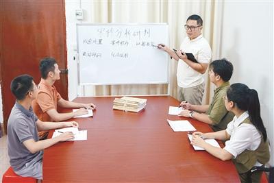 从问题干部主动投案看一体推进“三不腐” 反腐败治理综合效能不断显现