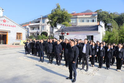 武穴：弘扬大别山精神 锻造铁军担使命