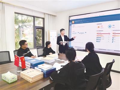 以规范化法治化正规化建设为引领 不断提高正风肃纪反腐能力