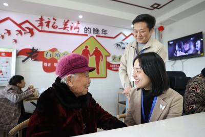 襄阳：靶向监督守护最美“夕阳红”