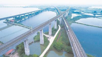 下月提速！每小时350公里 在汉坐高铁去北京最快3小时48分