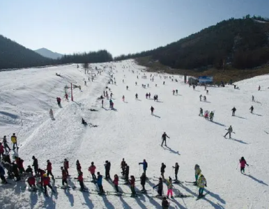 滑雪泡温泉赏梅去处多 湖北发布8条冬季精品旅游线路