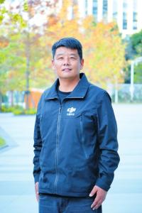 “跨界”飞手成建松 首次参赛拿到冠军很幸运，希望向“全链条”发展