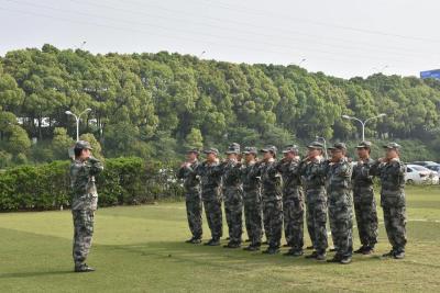 东风基干民兵点验点出“精气神”