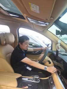 创造三联屏 创新岚图车 ——记“车谷英才”、岚图汽车科技有限公司车身内饰工程师张飞