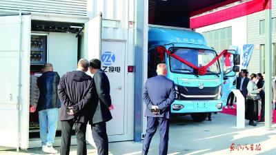 东风华神HV3E中置换电商品以及与之匹配的中置换电站系列产品发布