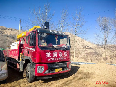 东风华神为徐工随车救援车抗震救灾提供保障 