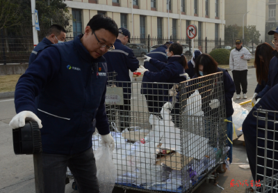 拓市场的急先锋——记东风鸿泰资源循环公司市场营销部部长尹飞