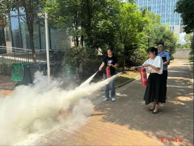 南斗六星公司开展安全教育学习
