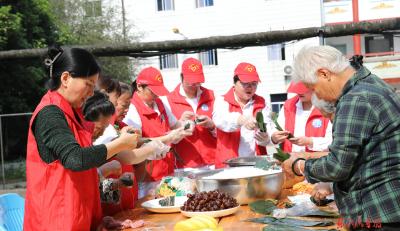 浓情端午 “粽”享安康 十堰市西苑医院老年养护院端午节活动丰富多彩