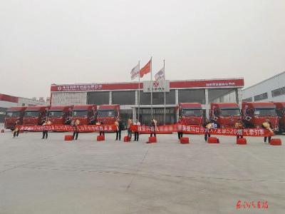 东风新疆燃气牵引车批量交付