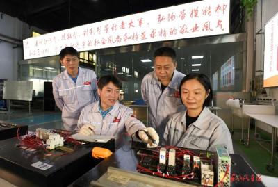 徒弟眼中的魏明伟：在干中教 在干中学