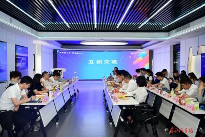 东风乘用车销售公司：致敬奋斗者 青春耀光芒