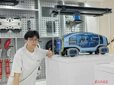 第七届“东风梦想车”大赛季军加兰德队作品《MOS-mind open space》解析—— 打造流动的“心灵绿洲”