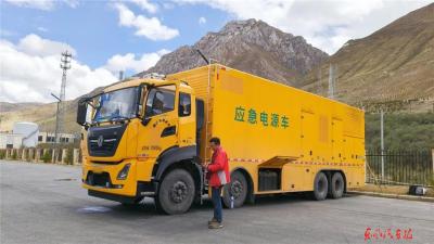 东风商用车助力重大工程建设“加速跑”
