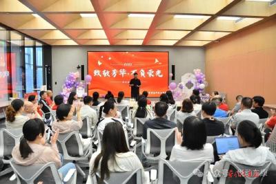东风康明斯为退休员工举办荣休仪式