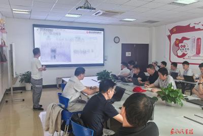 东风乘用车制造总部诊断武汉工厂现场管理提升情况
