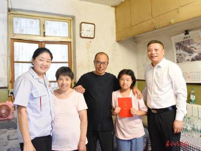 公司工会在十堰基地开展金秋助学活动