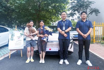 一份“无需等待的惊喜”——东风卓联济南经十西卓风店团队为客户上门交车