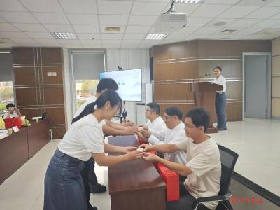 东风商用车技术中心开展“名师带高徒”活动