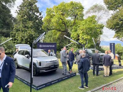 意大利都灵车展举行 东风全方位展现实力