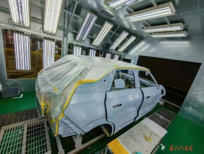 效率品质成本“三丰收”——奕派科技襄阳工厂双色涂装工艺革新纪实