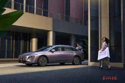 全球首搭量产AI智能眼镜 N6改写智能座舱格局