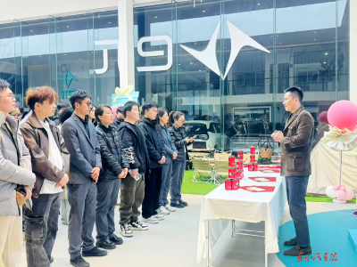 坚守长期主义 赢得客户信任——奕派科技优秀经销商代表的一线故事