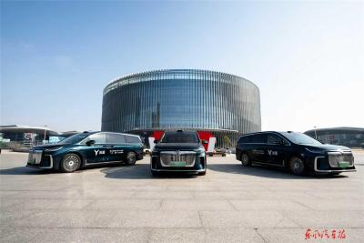 岚图汽车交付2026武汉两会用车