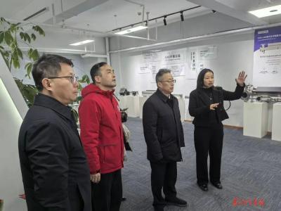 苏州市常务副市长顾海东来访