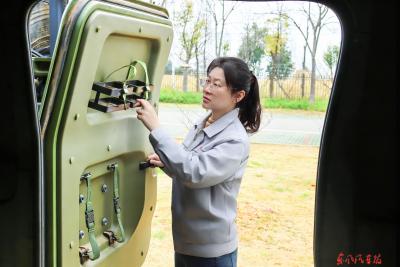敢闯敢拼的“铁娘子”——记公司2025年度劳动模范、东风特种装备事业部（东风越野车有限公司）军车研发院总体部整车总体设计高级主任黄琪