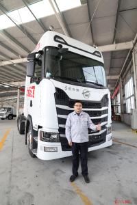 每一次技术突破都是用户口碑的起点——记公司2025年度劳动模范、东风华神技术中心车身开发部副总监兼总师徐川