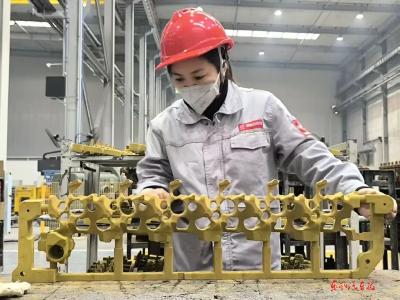 东风轻型车：火力全开 亮剑新程